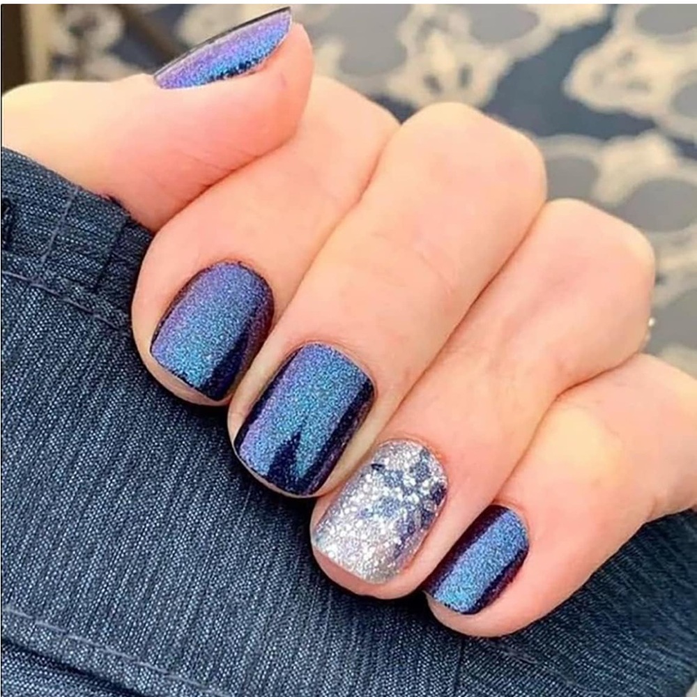 *Retired* Color Street: Blue in Peru | Navy Violet Duochrome Shimmer Dark Fall - Picture 11 of 16